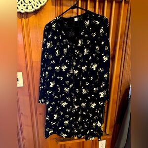Old Navy Floral button down dress-Large